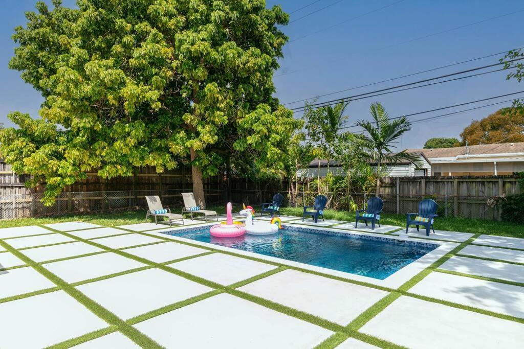 New Miami Home, Pool Near Airport And Beaches, King Bed ภายนอก รูปภาพ