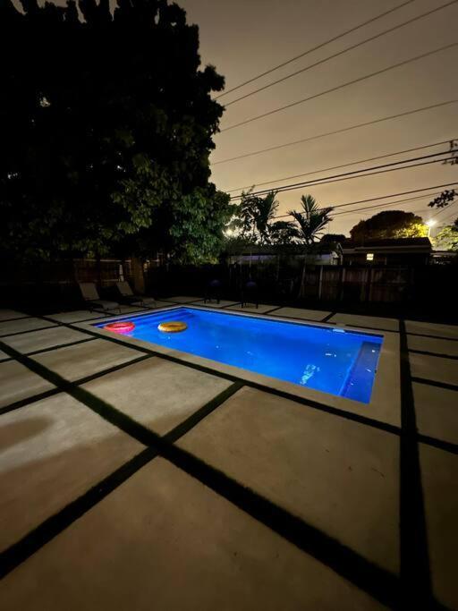 New Miami Home, Pool Near Airport And Beaches, King Bed ภายนอก รูปภาพ